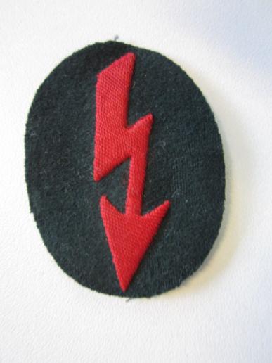 WH Artillerie-Regiment Signals Oparator Patch  