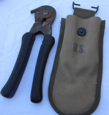 US WW2 Wire Cutter in original Pouch