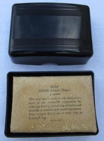 US WW2 Soap Container with the original Soap