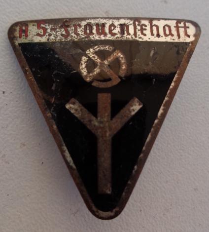 Female Originasation Badge