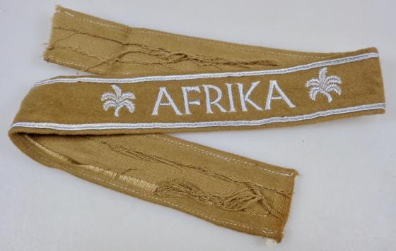 Afrika Cuff Tittle