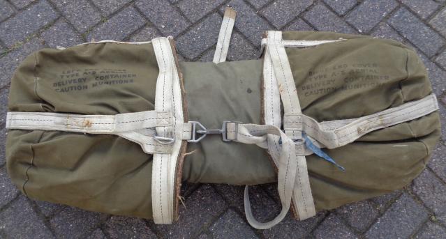 US WW2 Paratrooper Type A5 Aerial Delivary