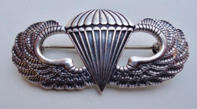 US WW2 Luxenberg New York Paratrooper Wing