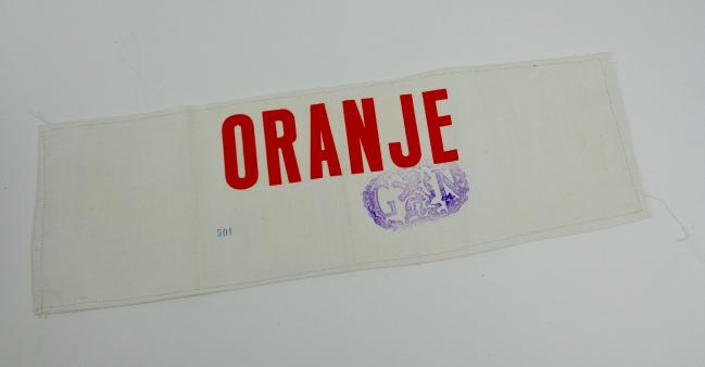 Dutch Resistance Armband