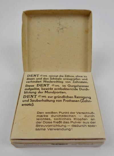 Wehrmacht Tooth Brush and Paste Powder Dent QM