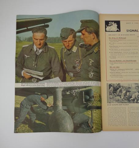 Signal Magazine number 4 (1945) with Extra Magazine