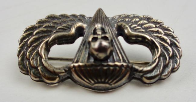 US WW2 Filthy Thirteen Paratrooper Jump Wing
