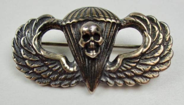 US WW2 Filthy Thirteen Paratrooper Jump Wing