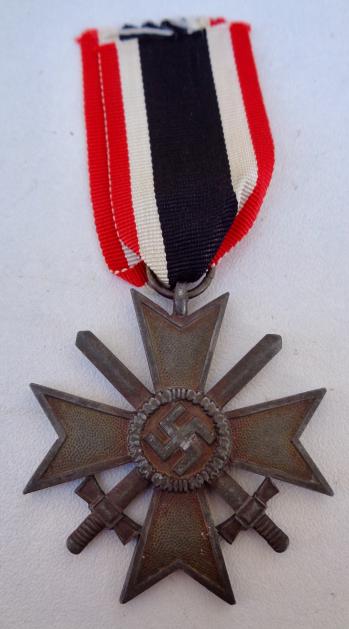 Wehrmacht War Merrits Cross With Swords