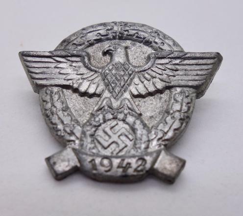 Wehrmacht Baracks 1942 open day Badge