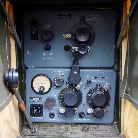 British WW2 Wireless 68 T Set