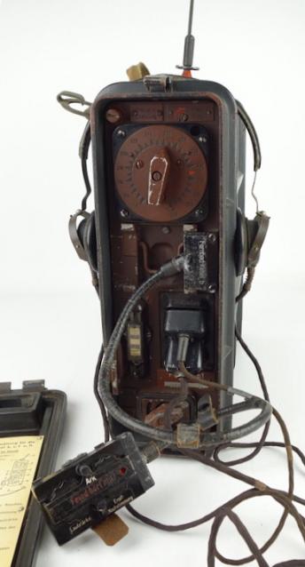 Wehrmacht Feld Funk B2 (Transmitter/Receiver)