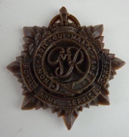 British WW2 Economic Cap Badge