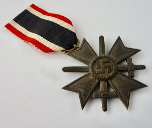 Kriegs Verdienste Kreutz (War Merrits Cross) 1939