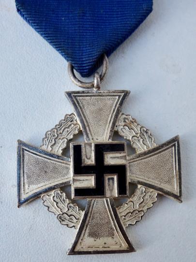 25 Years Loyal Service Medal