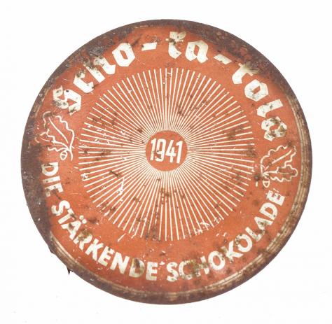 Wehrmacht Cho-Ka-Kola Can with content