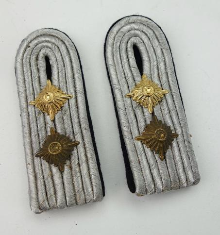 Wehrmacht Pioneer Officers Shoulder Boards