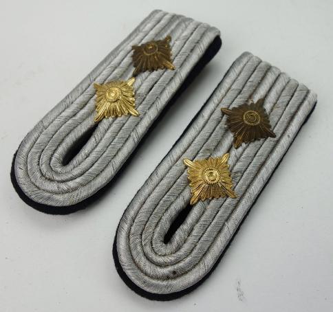 Wehrmacht Pioneer Officers Shoulder Boards