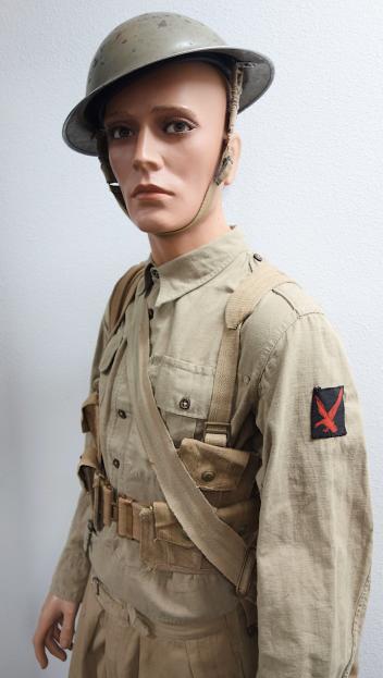 Complete British WW2 4th Infantry Tropical Mannequin