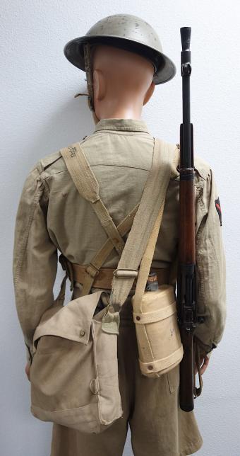Complete British WW2 4th Infantry Tropical Mannequin