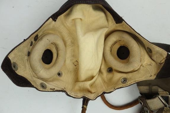 British RAF C Type Cap with G Type Mask and Goggles
