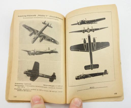 RLB Aircraft Recognition Booklet Dutch Language Version
