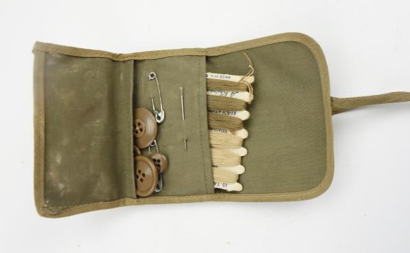 US WW2 Sewing Kit