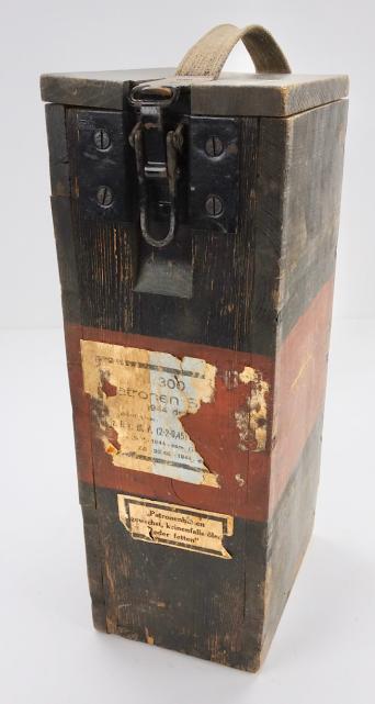 Wehrmacht wooden K98 Ammo Box