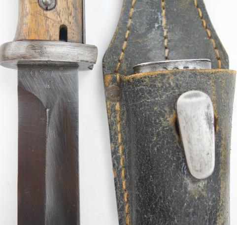 K98 Bajonet (Matching number) with leather Frog