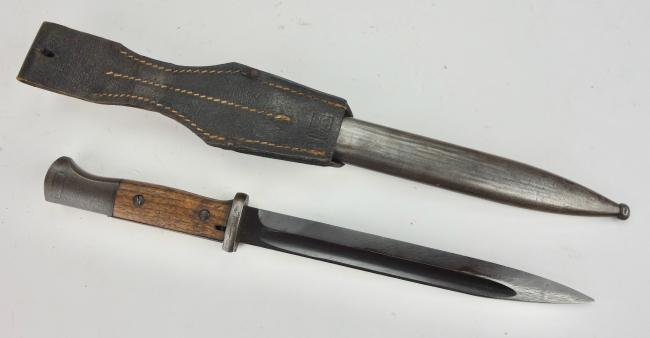 K98 Bajonet (Matching number) with leather Frog