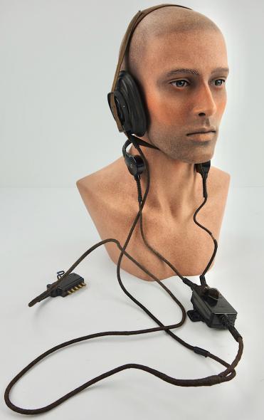 Wehrmacht Radio/FF33 Throat Micropfoon with Earphone
