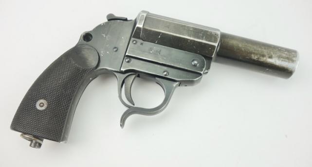 LP34 Flare Gun (Leught Pistole 34)