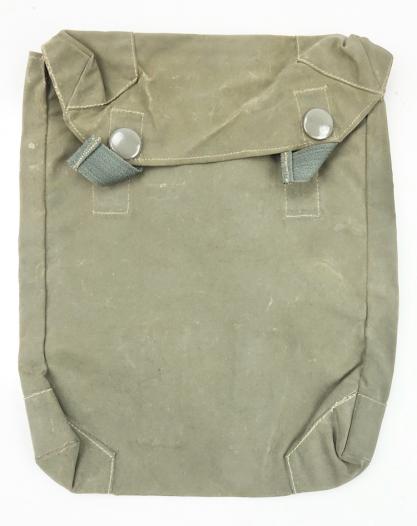 Wehrmacht Rubberized Gascape Pouch