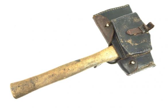Wehrmacht Combat Engineer Axe in Cover
