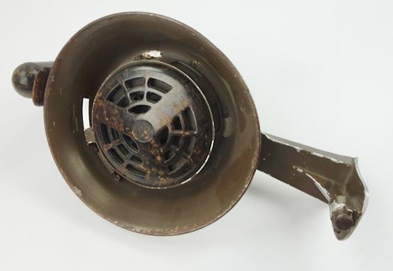 Wehrmacht Hand Air Raid Alarm Sirena