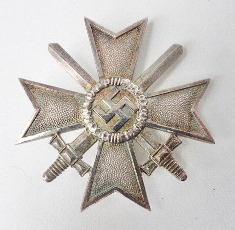 Kriegs Verdienste Kreutz 1th Class with Swords