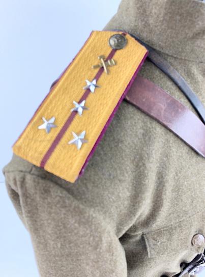 Soviet WW2 Officers Gimnasterka. Boots and Equipment