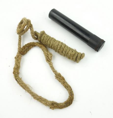 British WW2 Rifle Barrel Cleaning Cord and Oil can