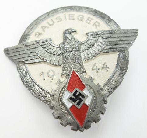 Hitler-Jugend Gausieger Badge in Silver 1944