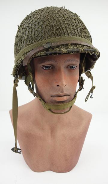IMCS Militaria  US WW2 Paratrooper Helmet