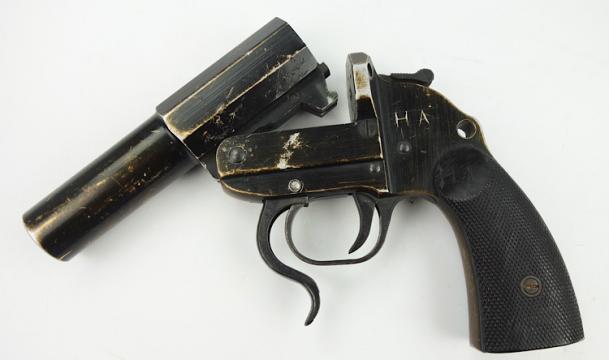 LP34 Flare Gun (Leught Pistole 34)