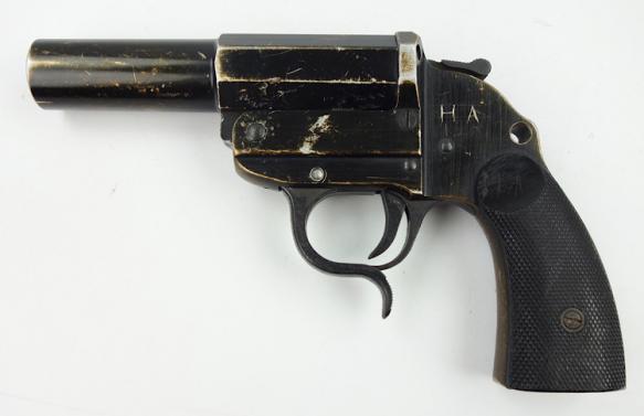 LP34 Flare Gun (Leught Pistole 34)