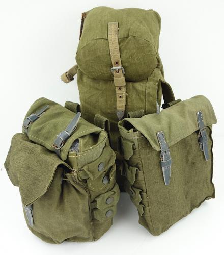 Wehrmacht Combat Engineer explosive Pouches set