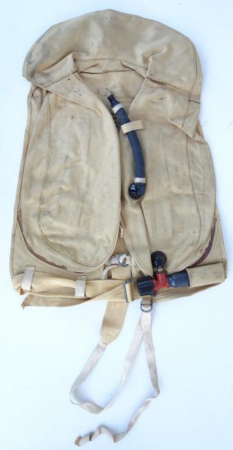 Luftwaffe Pilot/Aircrew Life Vest (Schwimweste)