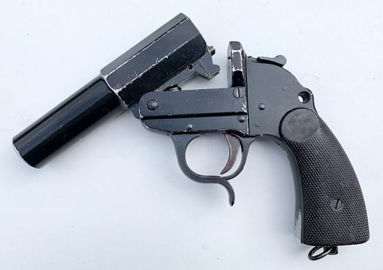 LP34 Flare Gun (Leught Pistole 34)