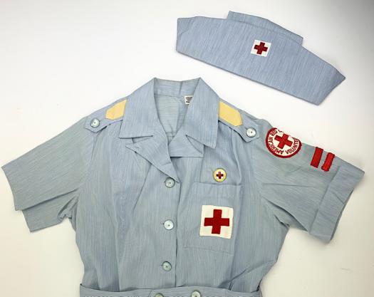 US WW2 volunteer Nurce Dress and Headgear
