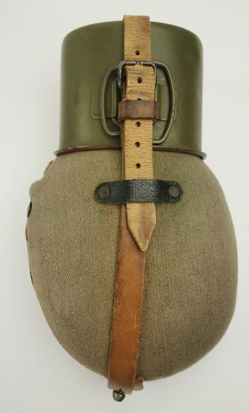 Wehrmacht M31 Canteen