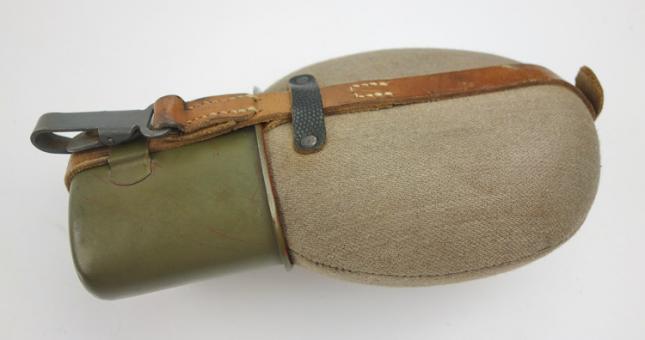 Wehrmacht M31 Canteen