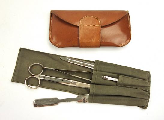 Wehrmacht Medic (Sanitäter) Medical tools in Pouch