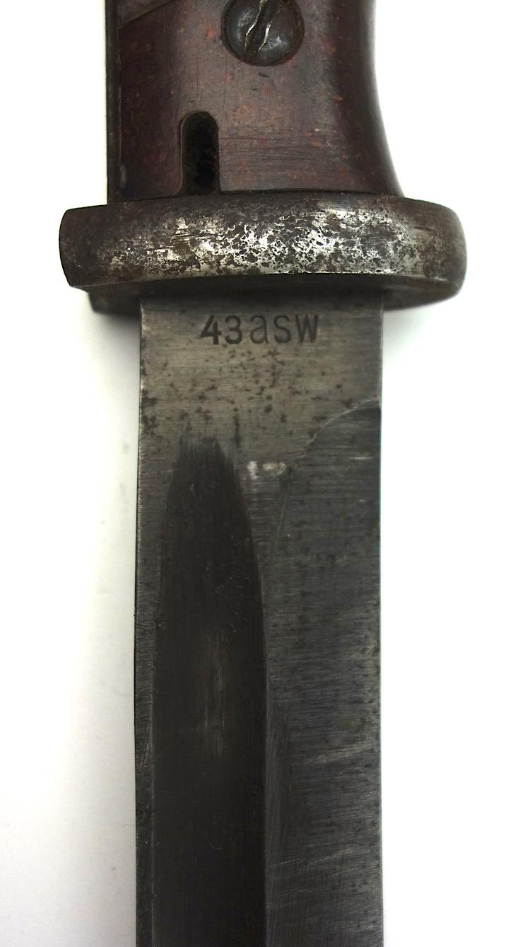 K98 Bajonet with leather Frog